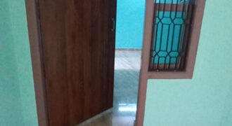 1 BED ROOM HOUSE AVAILABLE FOR RENT IN MAINROAD VALUTHOOR