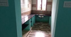 1 BED ROOM HOUSE AVAILABLE FOR RENT IN MAINROAD VALUTHOOR